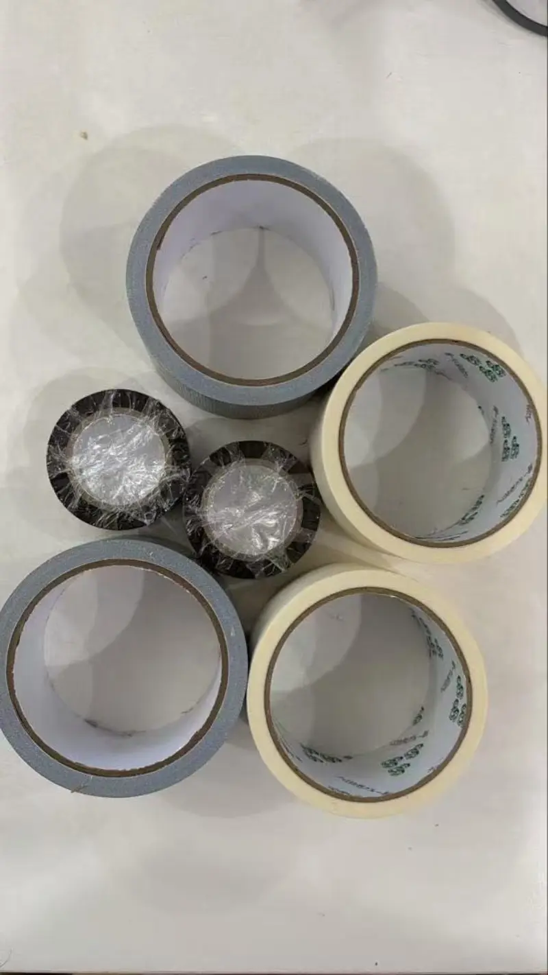 Armazenamento, transporte, uso e manutenção de fita adesiva